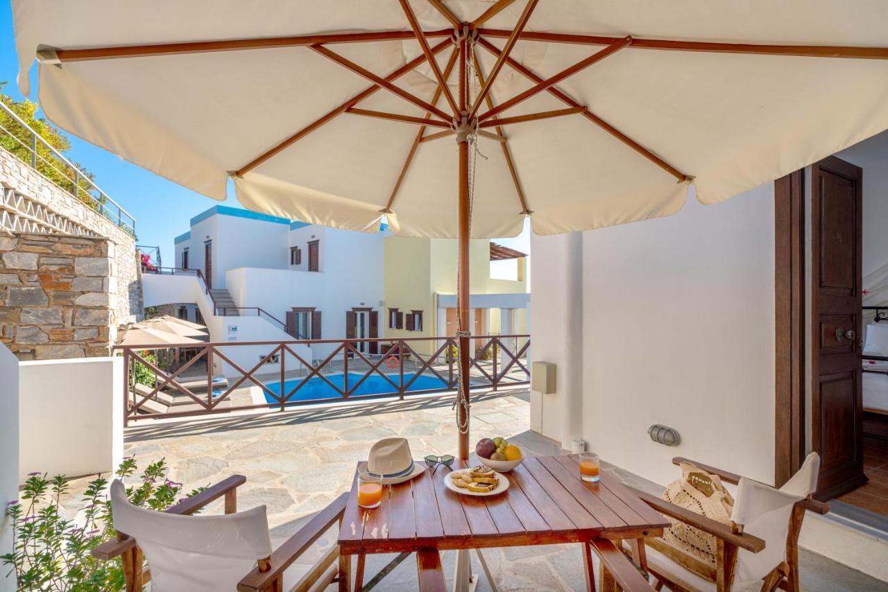 Reggina'S Apartments فينيكاس المظهر الخارجي الصورة