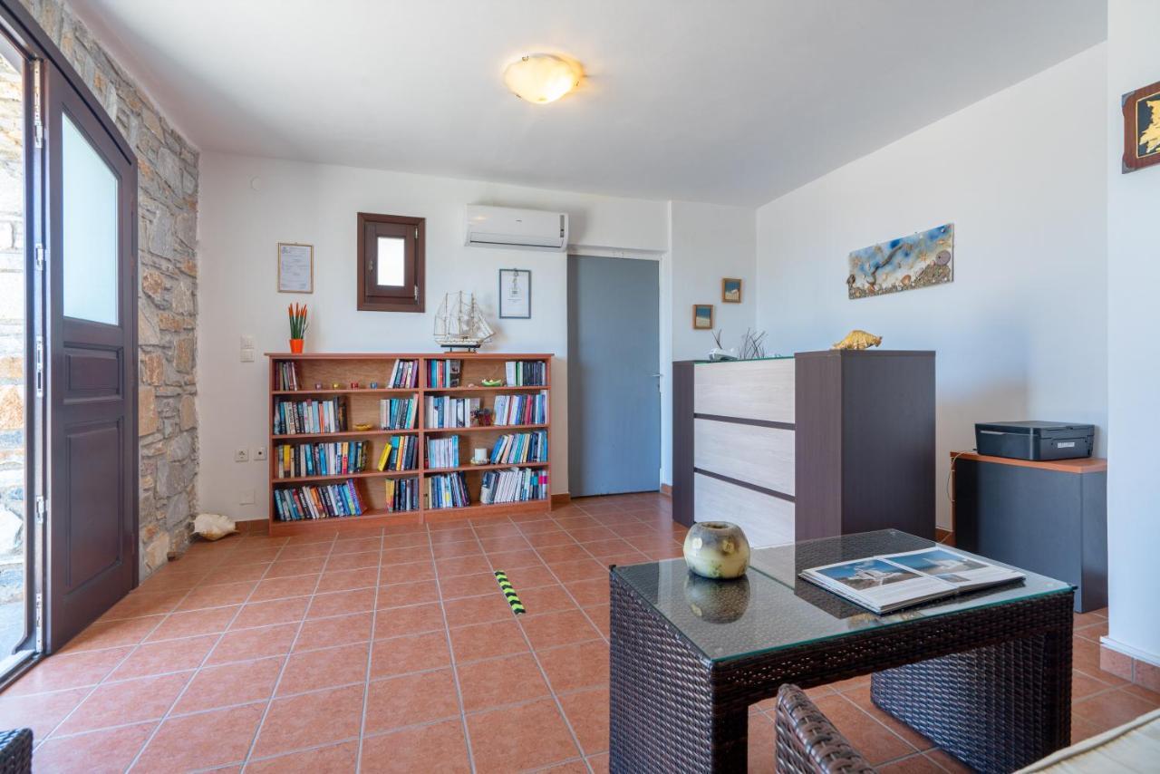 Reggina'S Apartments فينيكاس المظهر الخارجي الصورة